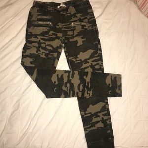 Camo jeans
